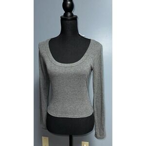 ALL in FAVOR Womens Top‎ Size S~U Neck, Long Sleeved~Charcoal